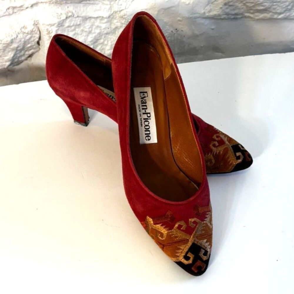 Vintage Evan-Picone Suede Embroidered Pumps Raspberry Pink Pointed Toe 8M - READ
